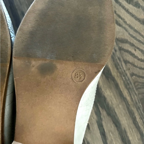 UNIVERSAL THREAD Bone Dekota Croco Mules Slides - Picture 4 of 6